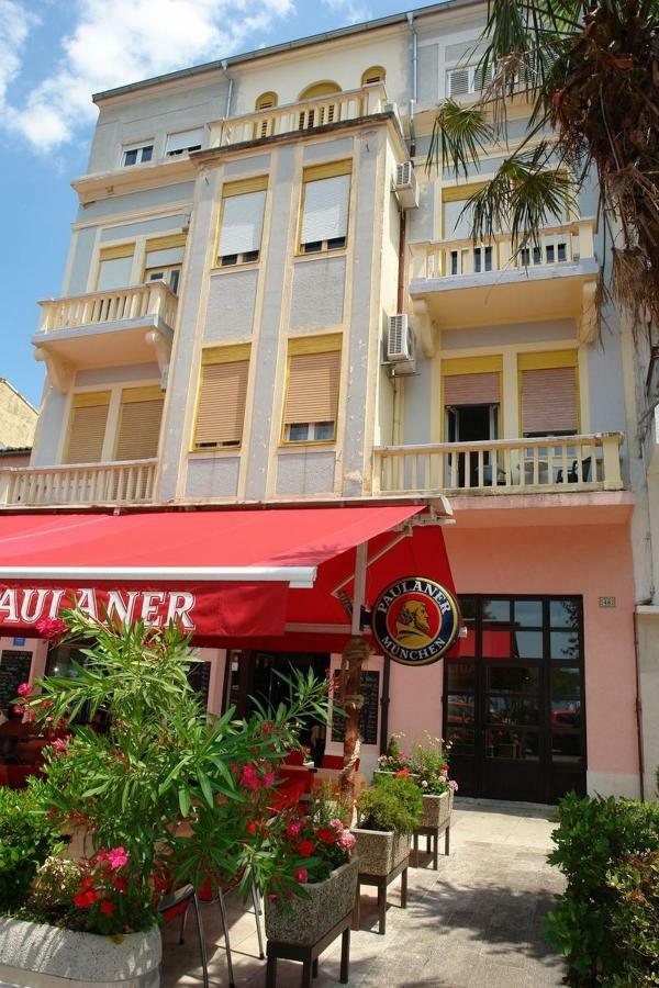 Apartment Dora Криквеница Екстериор снимка